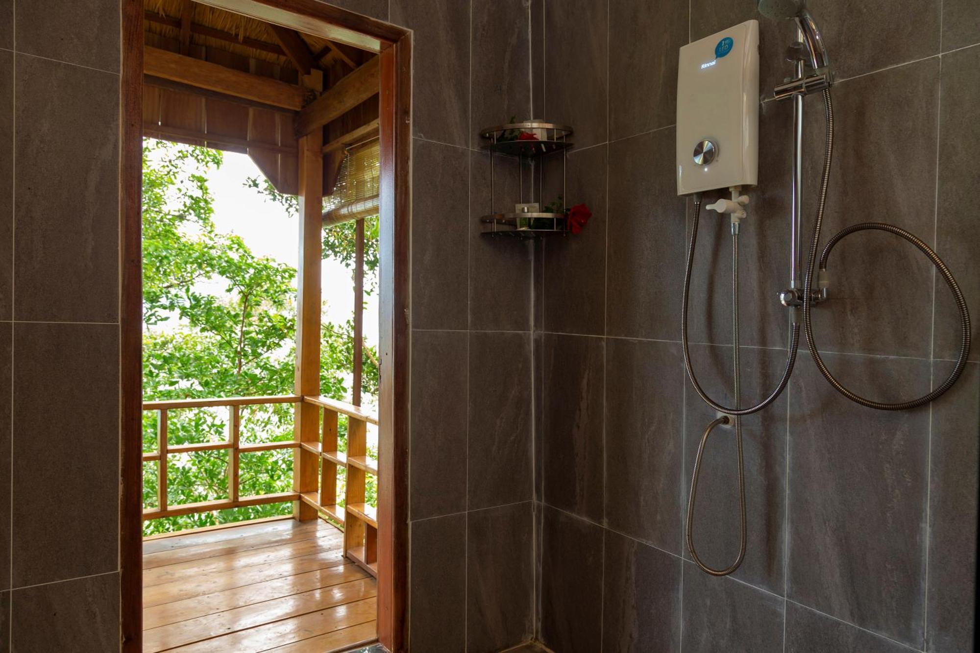 Pearl Beach Resort & Spa Koh Rong Sanloem Exterior photo