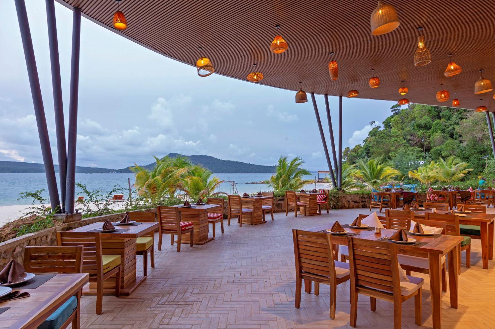 Pearl Beach Resort & Spa Koh Rong Sanloem Exterior photo